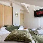 Duplex 165M2 With Views Only 30 Seconds To Charles Bridge