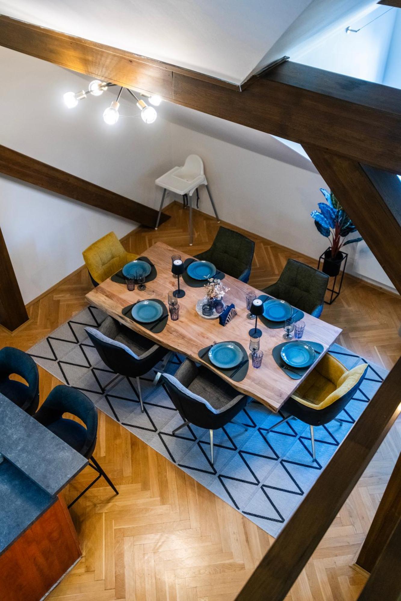 Duplex 165m2 With Views Only 30 Seconds To Charles Bridge Appartamento Praga