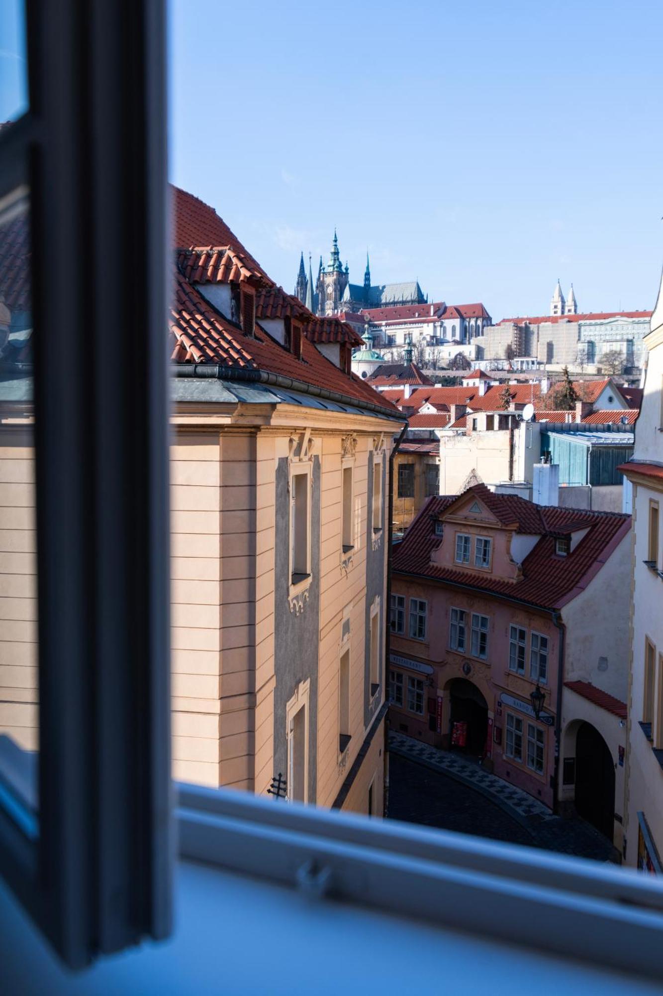 Duplex 165m2 With Views Only 30 Seconds To Charles Bridge Appartamento *