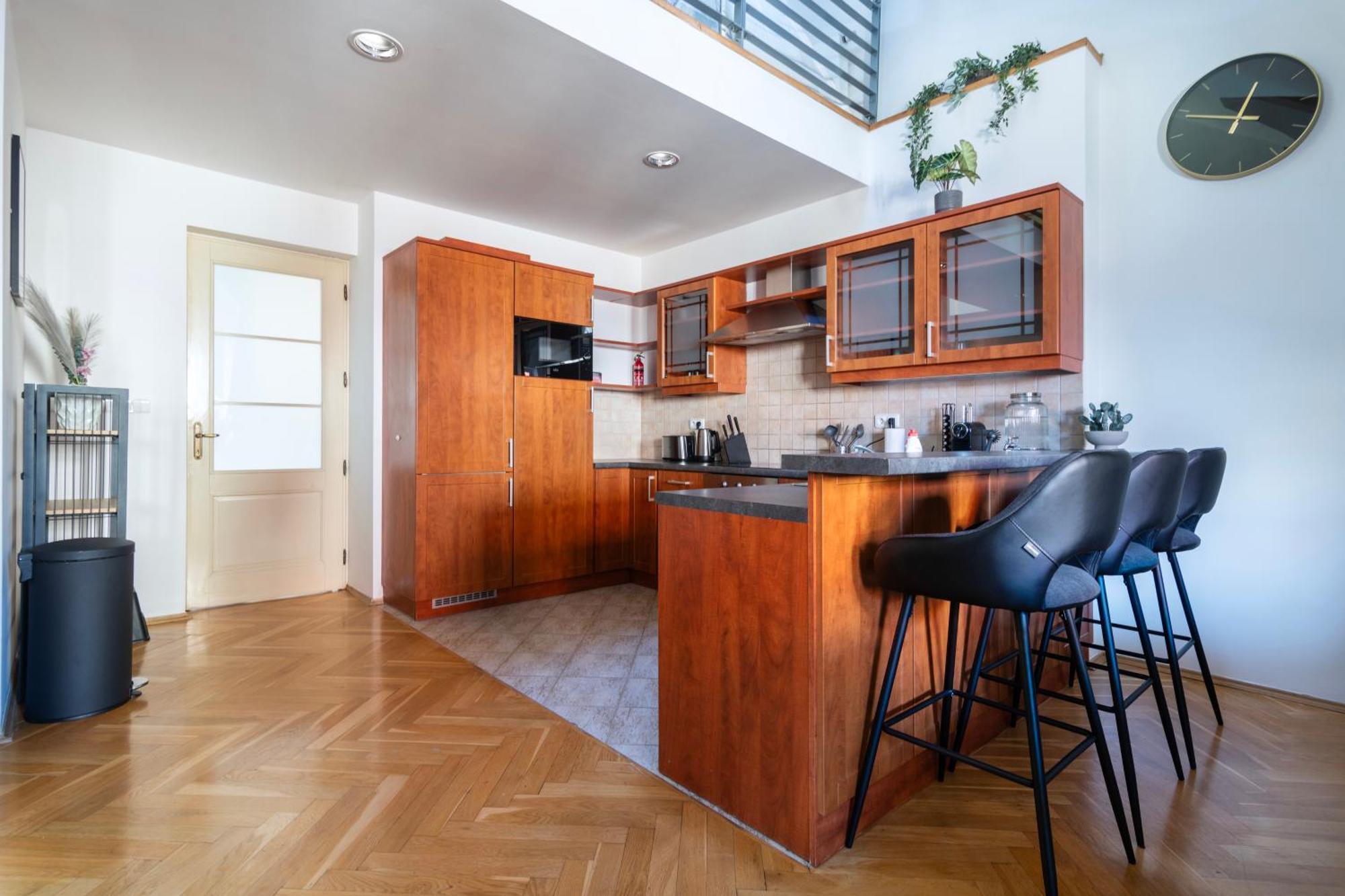 Duplex 165m2 With Views Only 30 Seconds To Charles Bridge Appartamento *